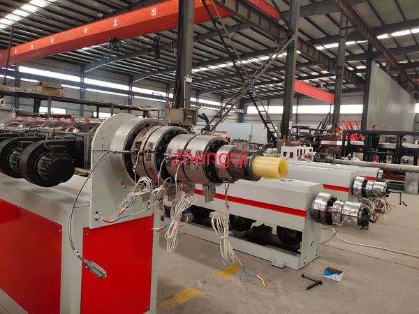 超高分子量聚乙烯管材生產（chǎn）線