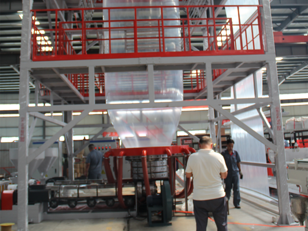 2FM4800超寬地膜機（jī）組